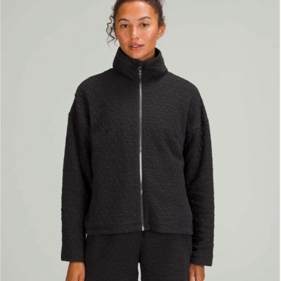 Lululemon Rippled Full Zip Jacket Black Size 2 - Picture 2 of 10